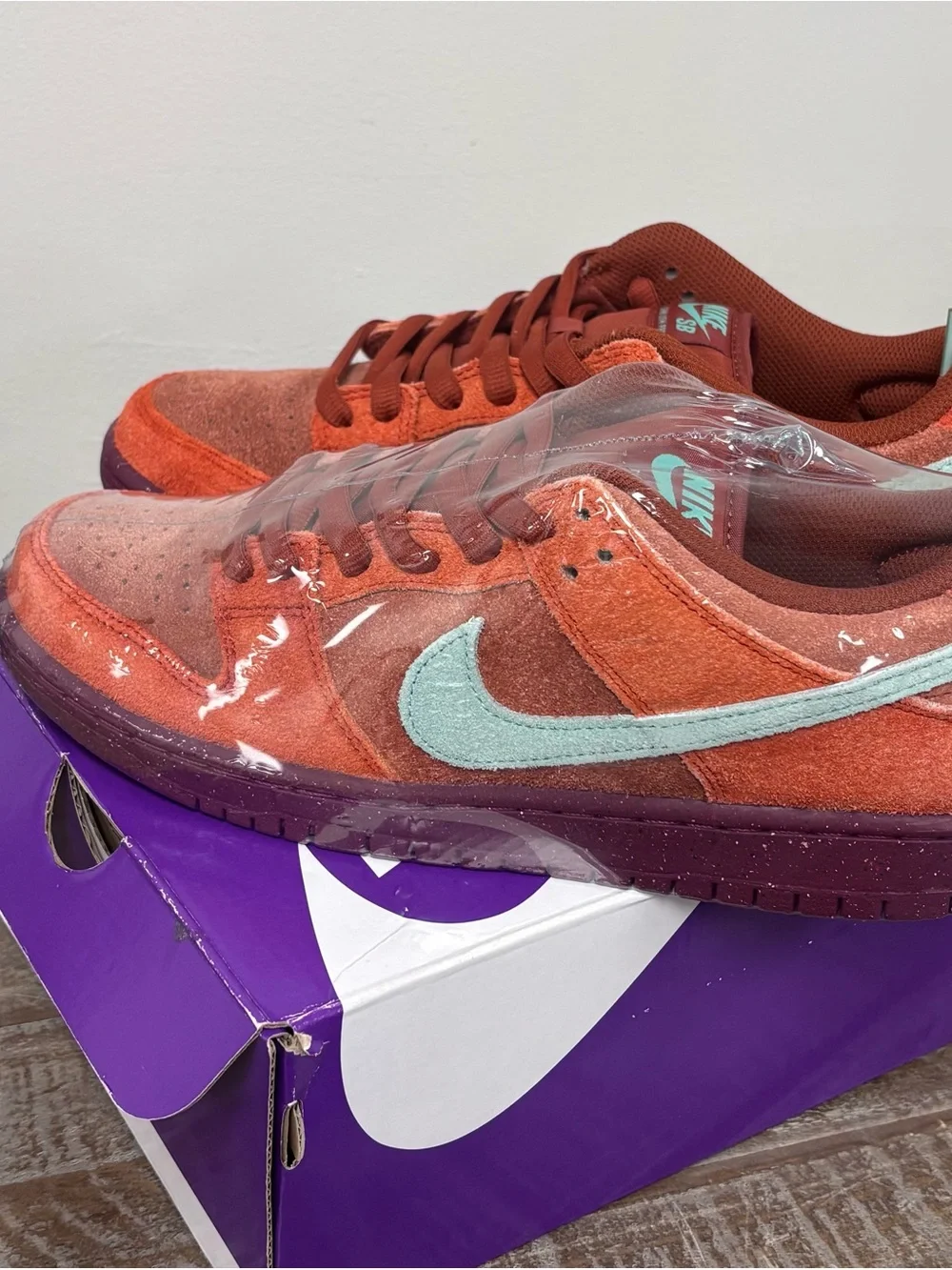 Nike SB Dunk Low Pro Suede Sneaker in Mystic Red